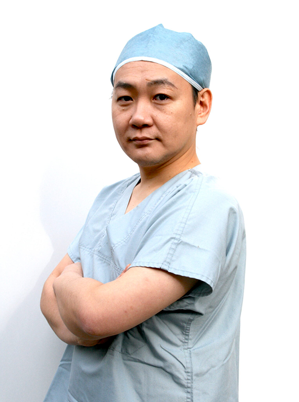 ウェルネスデンタルクリニック　根管治療専門医プロフィール